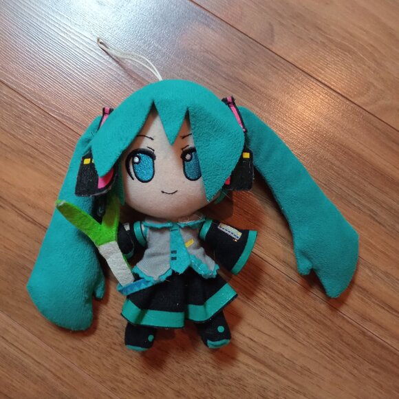 Hatsune Miku Mini Plush - Picture 1 of 2